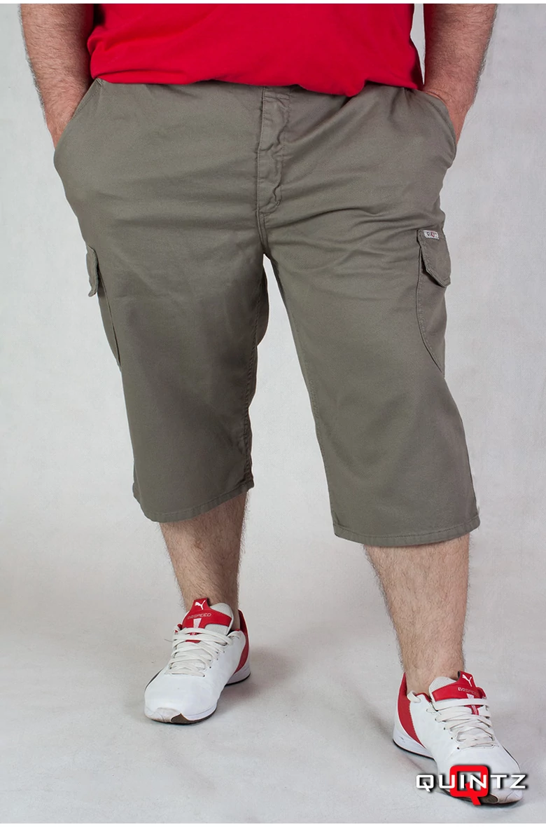 keki gumis derekú nagyméretű férfi rövidnadrág