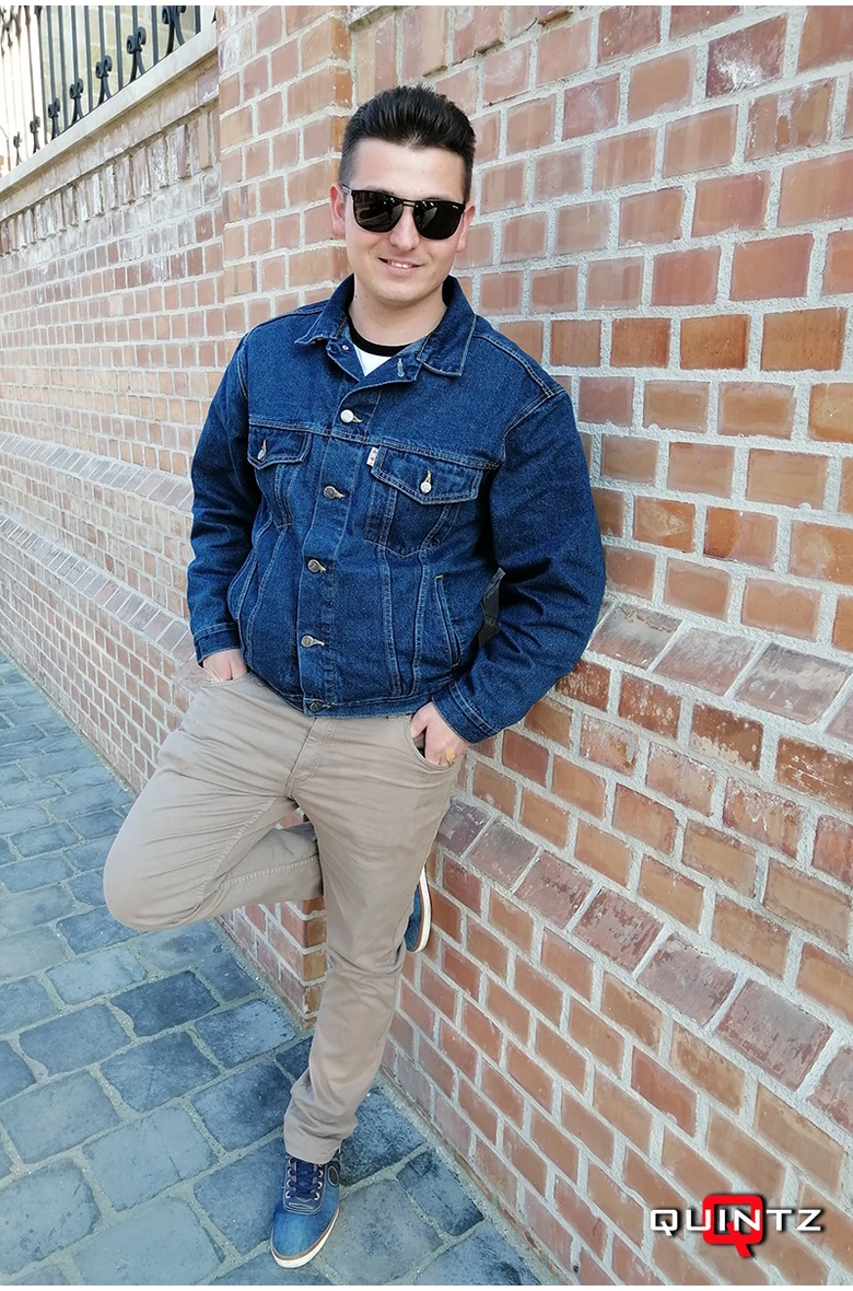 kék férfi farmerdzseki