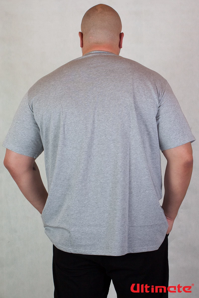 szürke nagyméretű póló férfiaknak