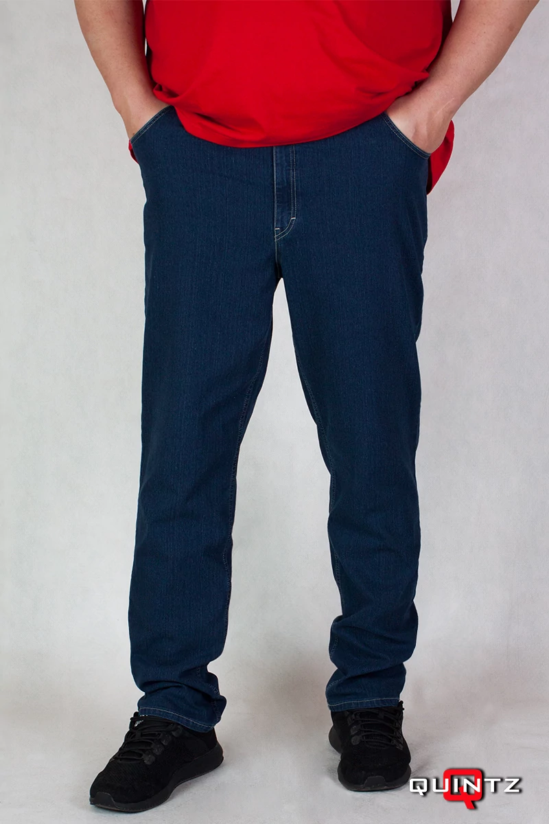 kék farmernadrág nagyméretű férfiaknak