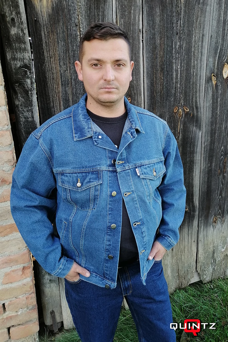 klasszikus kék farmerdzseki