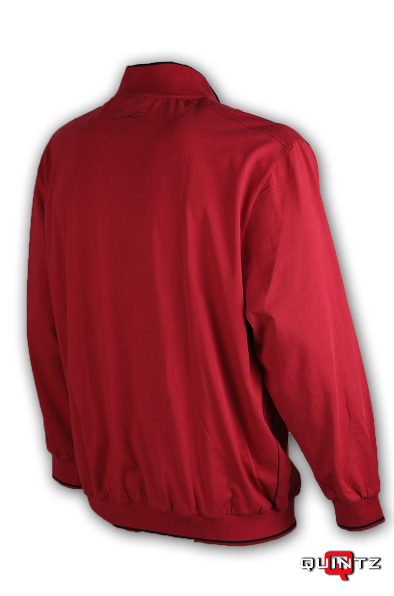 piros nagyéretű pulcsi