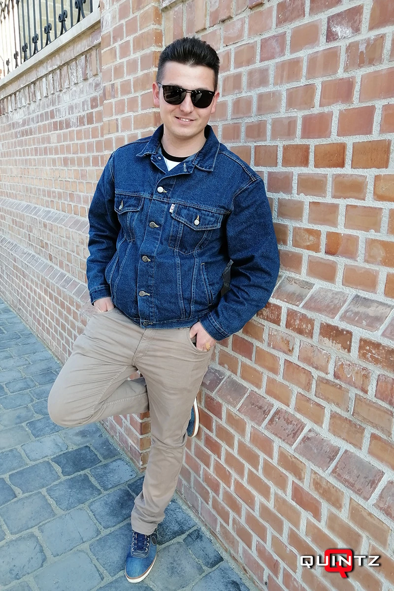 kék férfi farmerdzseki